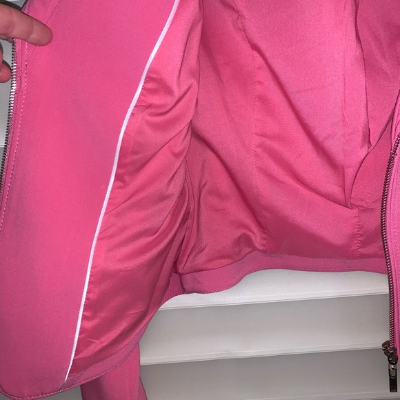 WHBM Moto style cropped jacket. Size 6 - Picture 7 of 11